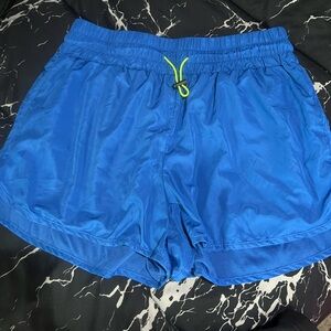 No Boundaries woman’s running shorts